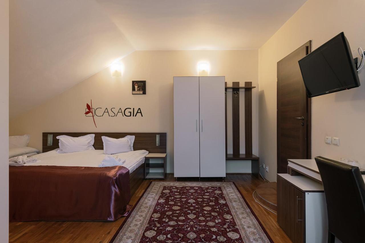 Pension Casa Gia クルージュ＝ナポカ エクステリア 写真